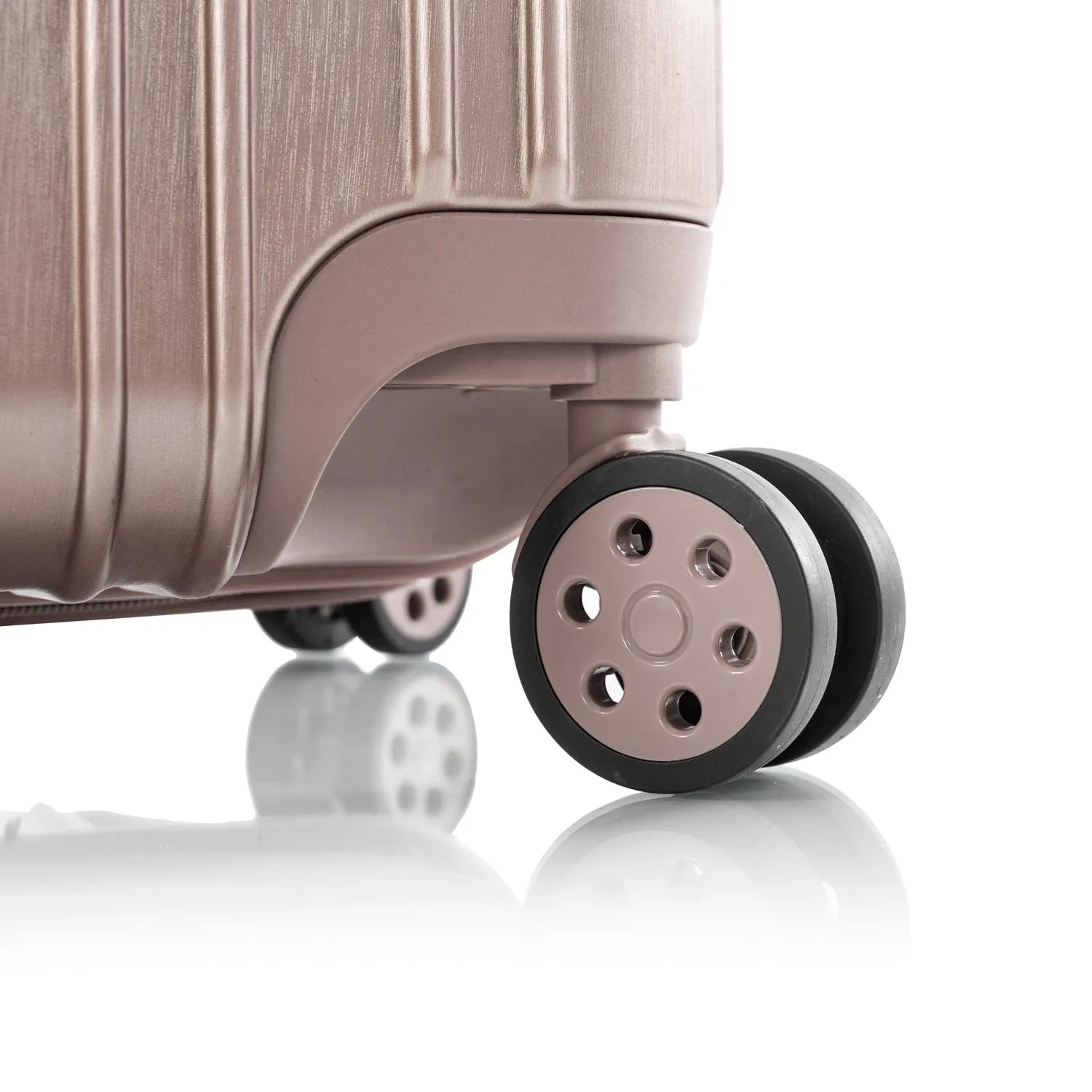 Xtrak 21.5 Inch Carry-On Luggage